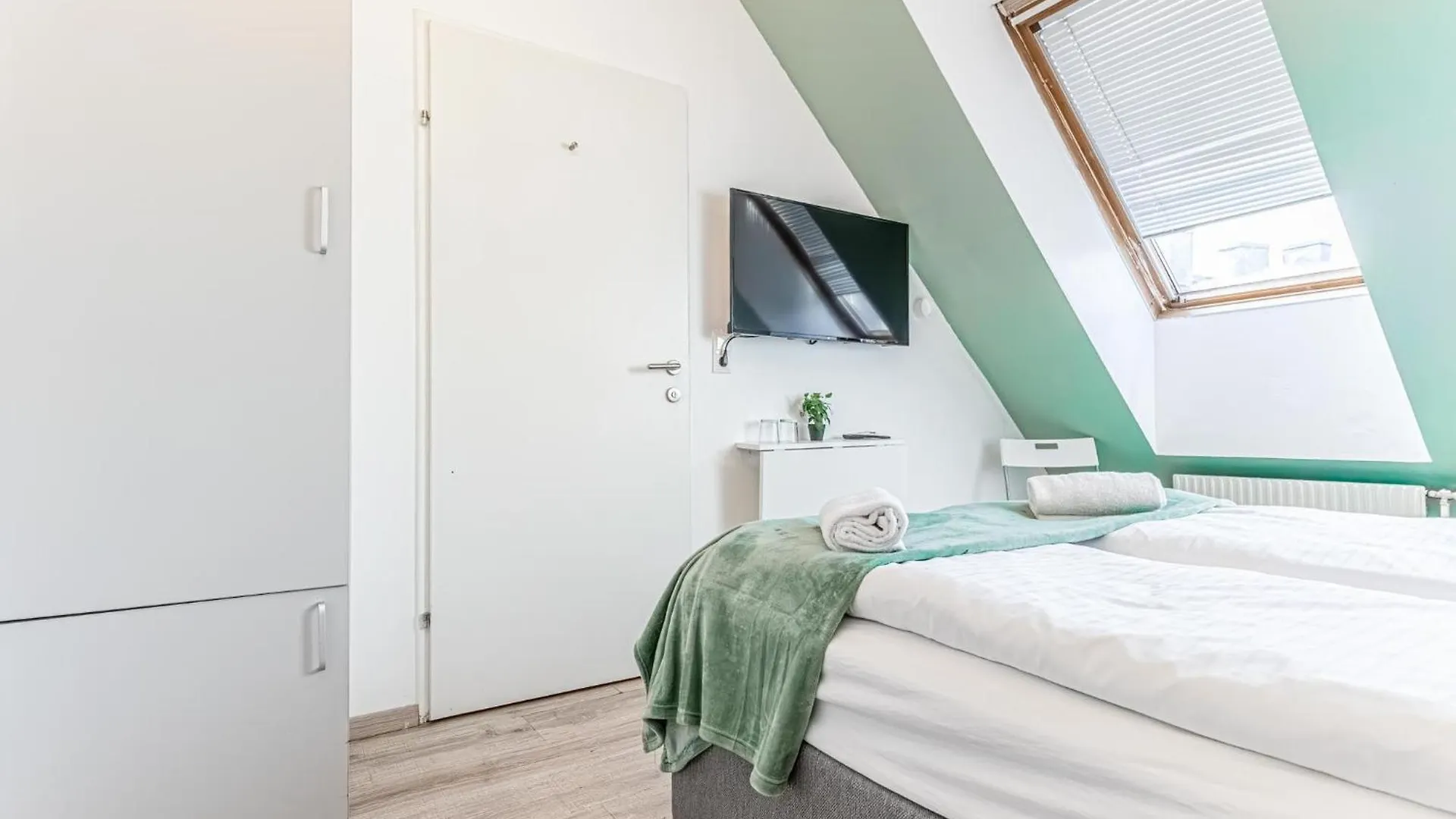 Appartement Stunning 12Br Shared -Floor Perfect For 24 People Group à Vienne