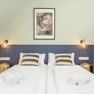 Daire Palais Palffy Suits, Viyana