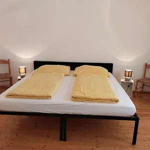  Appartamento Ferienunterkuenfte In Sievering Mit Self-check-in