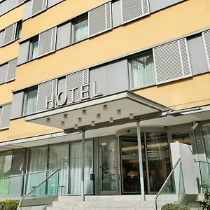 Courtyard By Marriott Schoenbrunn וינה