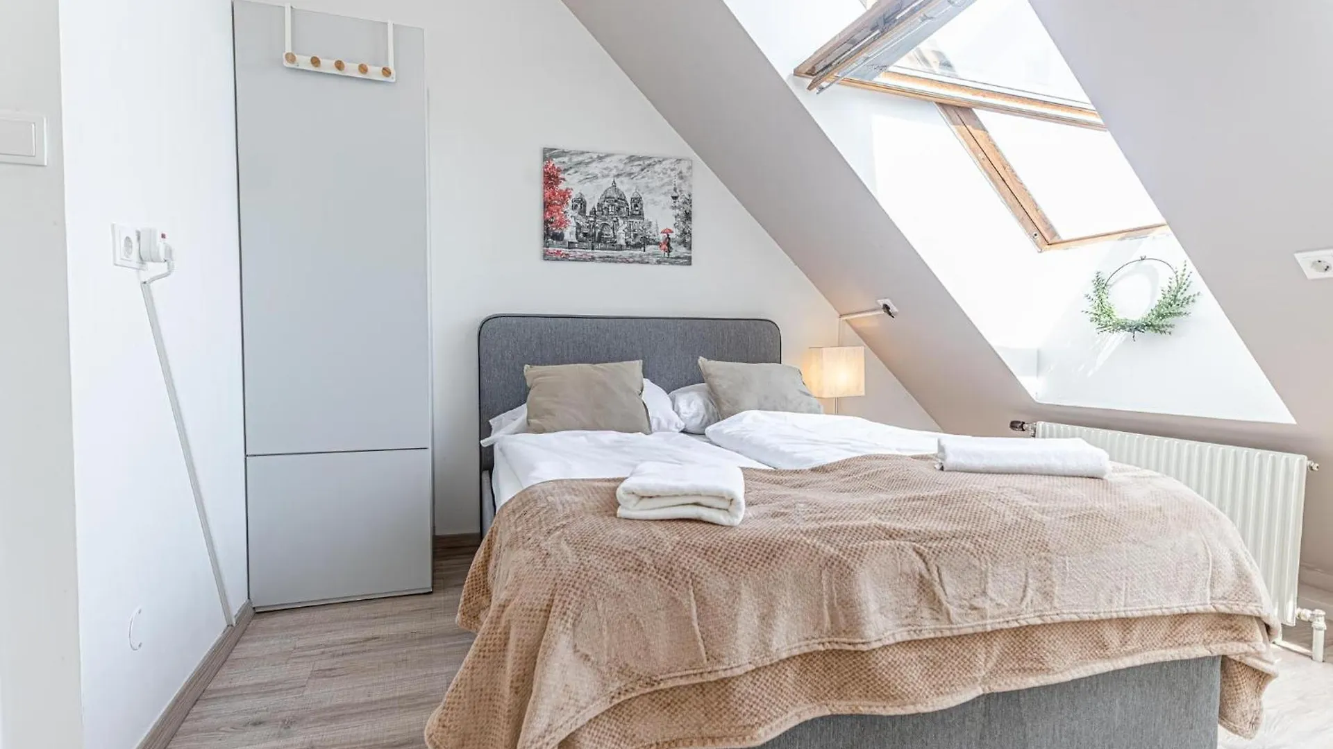 Stunning 12Br Shared -Floor Perfect For 24 People Group Apartment Vienna 0*,