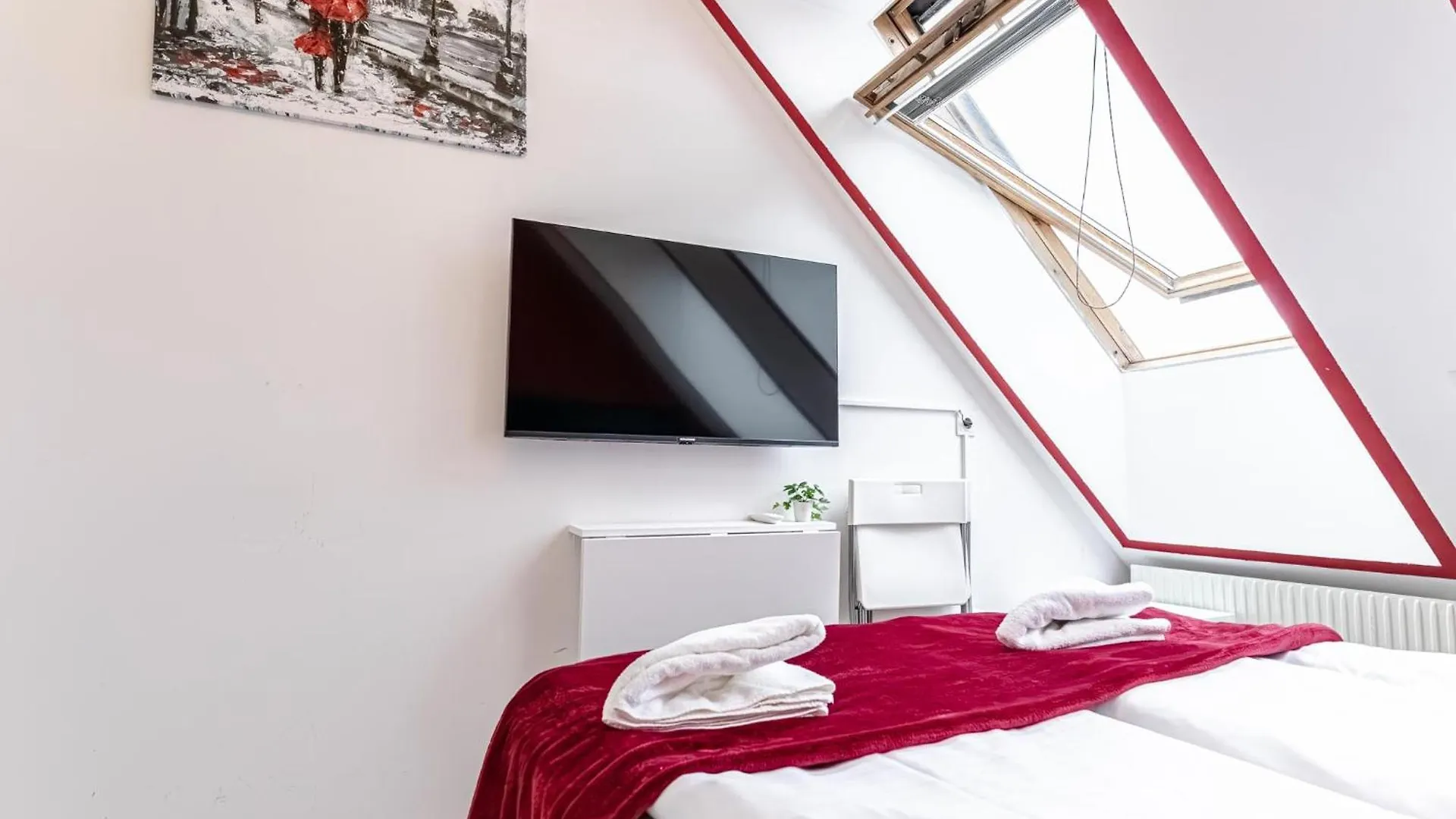 Stunning 12Br Shared -Floor Perfect For 24 People Group Apartment Vienna