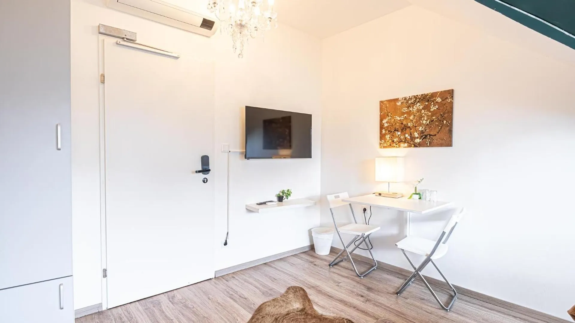 Stunning 12Br Shared -Floor Perfect For 24 People Group Apartment Vienna 0*,