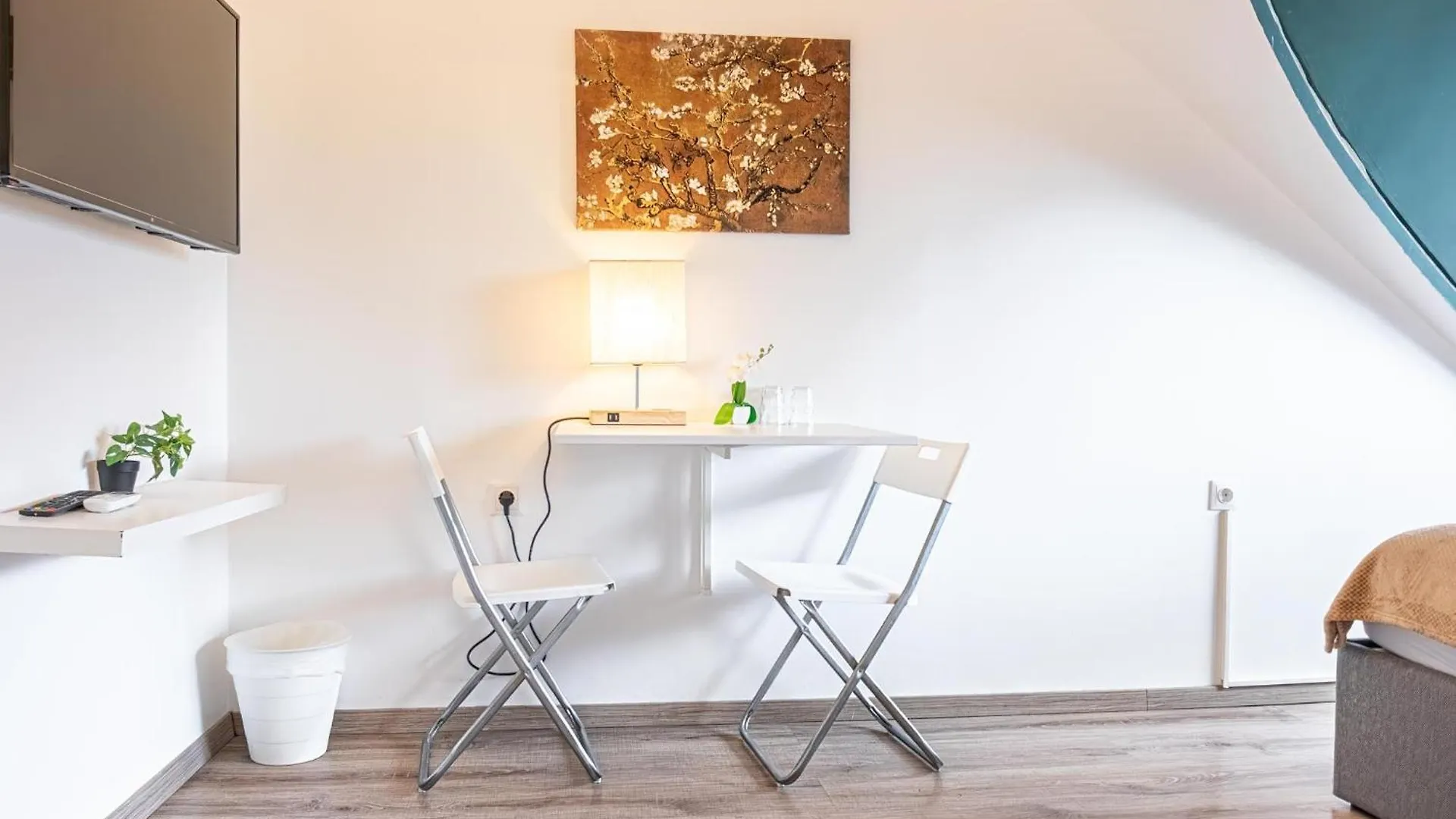 Stunning 12Br Shared -Floor Perfect For 24 People Group Apartment Vienna