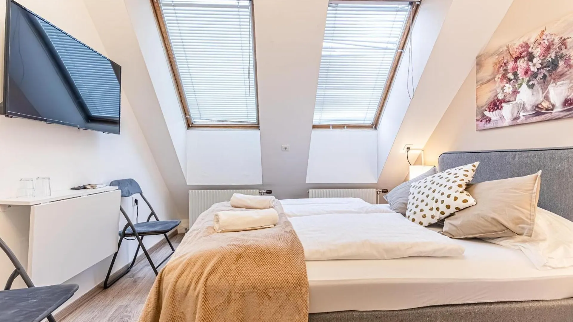 Stunning 12Br Shared -Floor Perfect For 24 People Group Apartment Vienna Austria